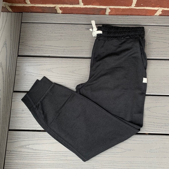 Vuori Performance Joggers - Picture 3 of 14